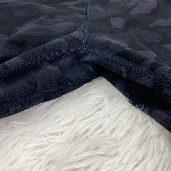 Lululemon Align Pant II 25" Sequoia Camo Print Deep Coal Black - Picture 4 of 7